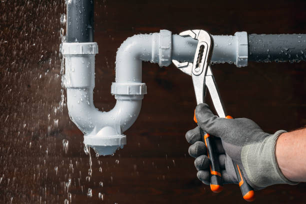 Professional Leak Detection technician working in North Smithfield, RI